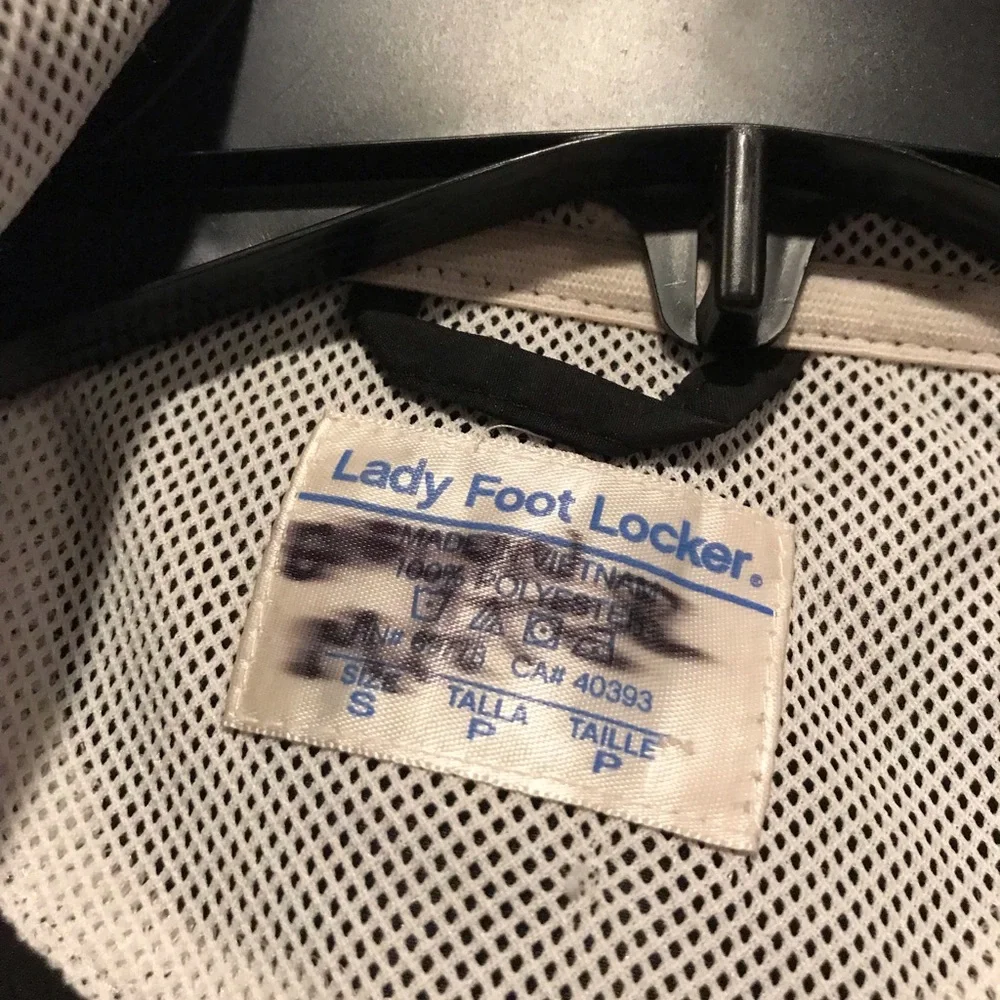 Lady foot locker rain jacket